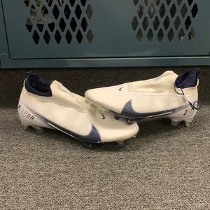 Nike Vapor Elite 360 Flyknit Football Cleats